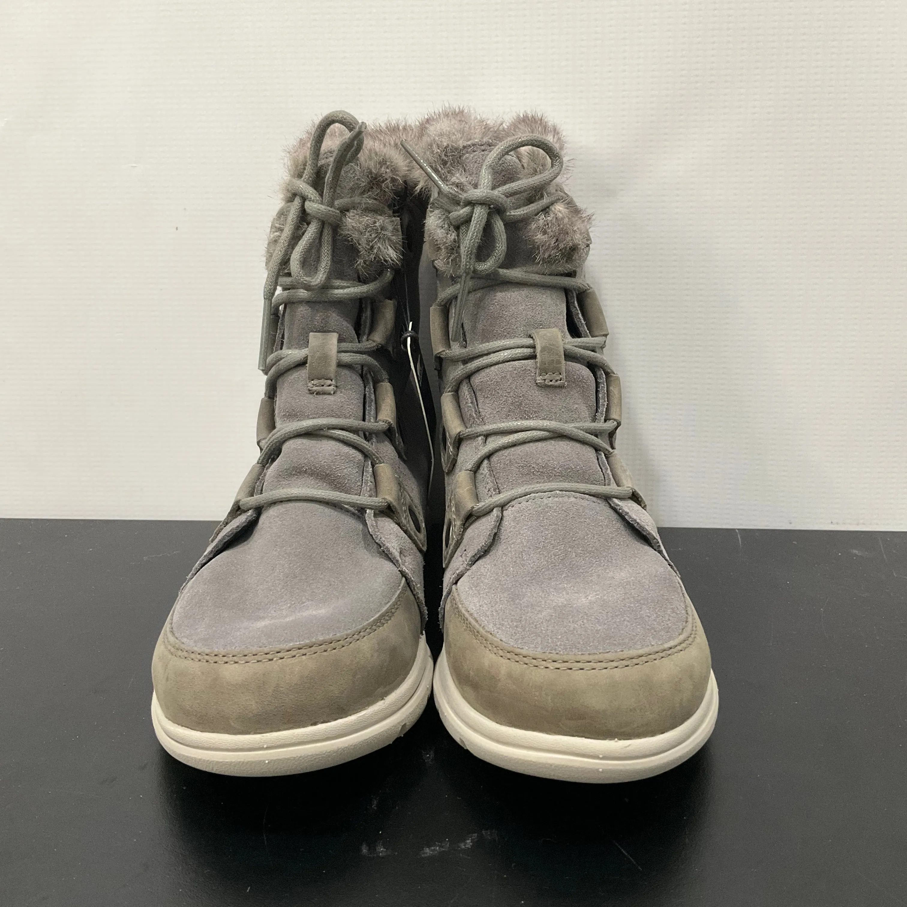 Boots Snow By Sorel In Grey, Size: 7
