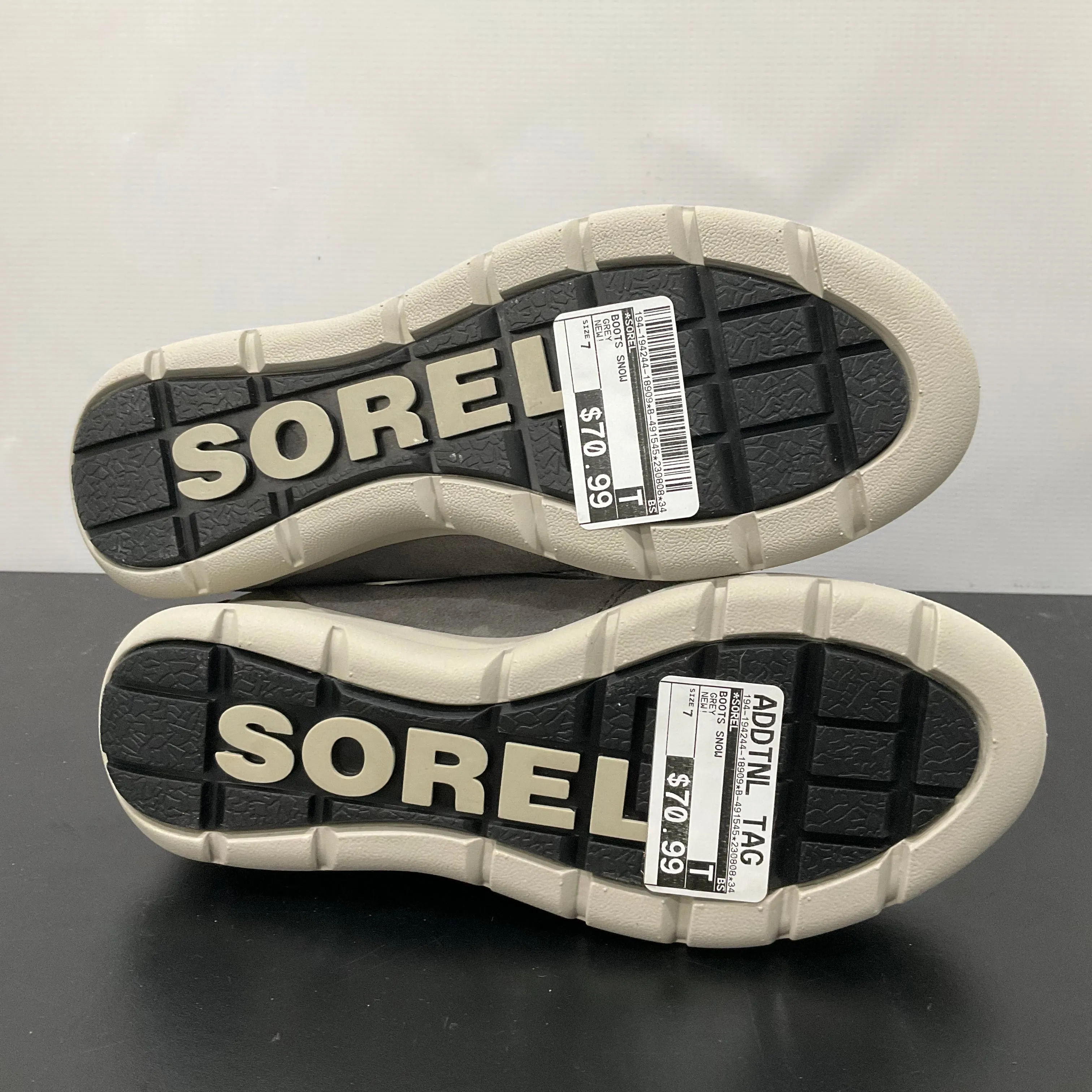 Boots Snow By Sorel In Grey, Size: 7