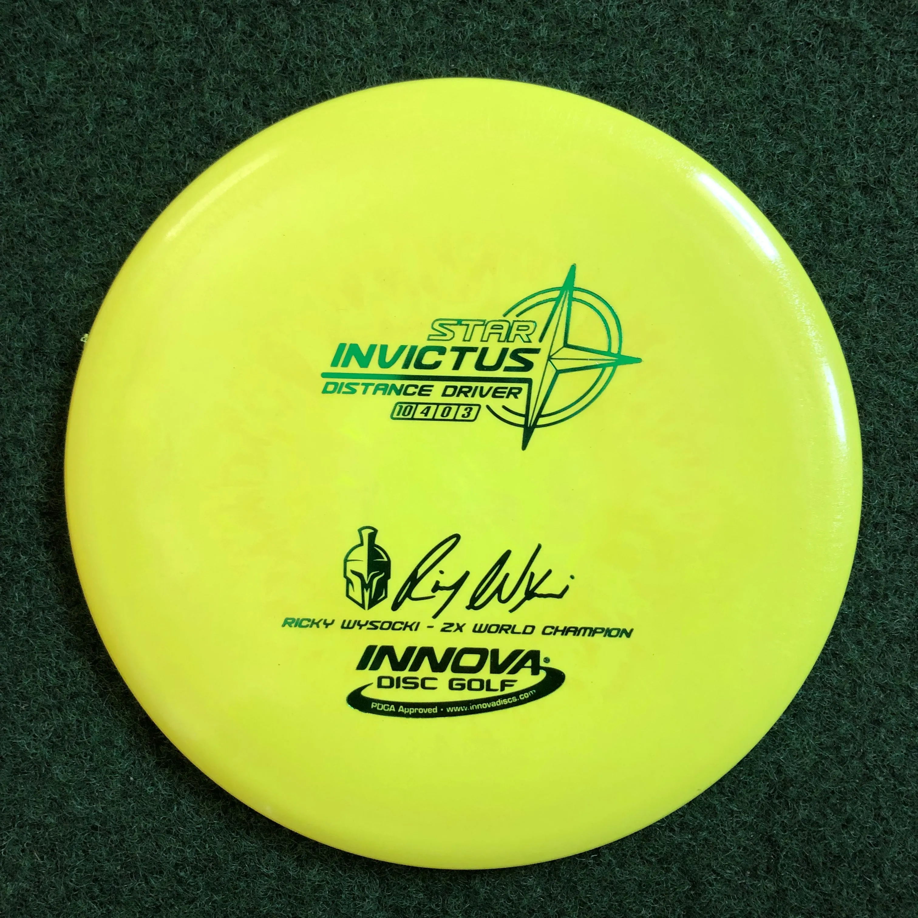 Innova Invictus Disc Golf Driver [Speed 10, Glide 4, Turn 0, Fade 3]